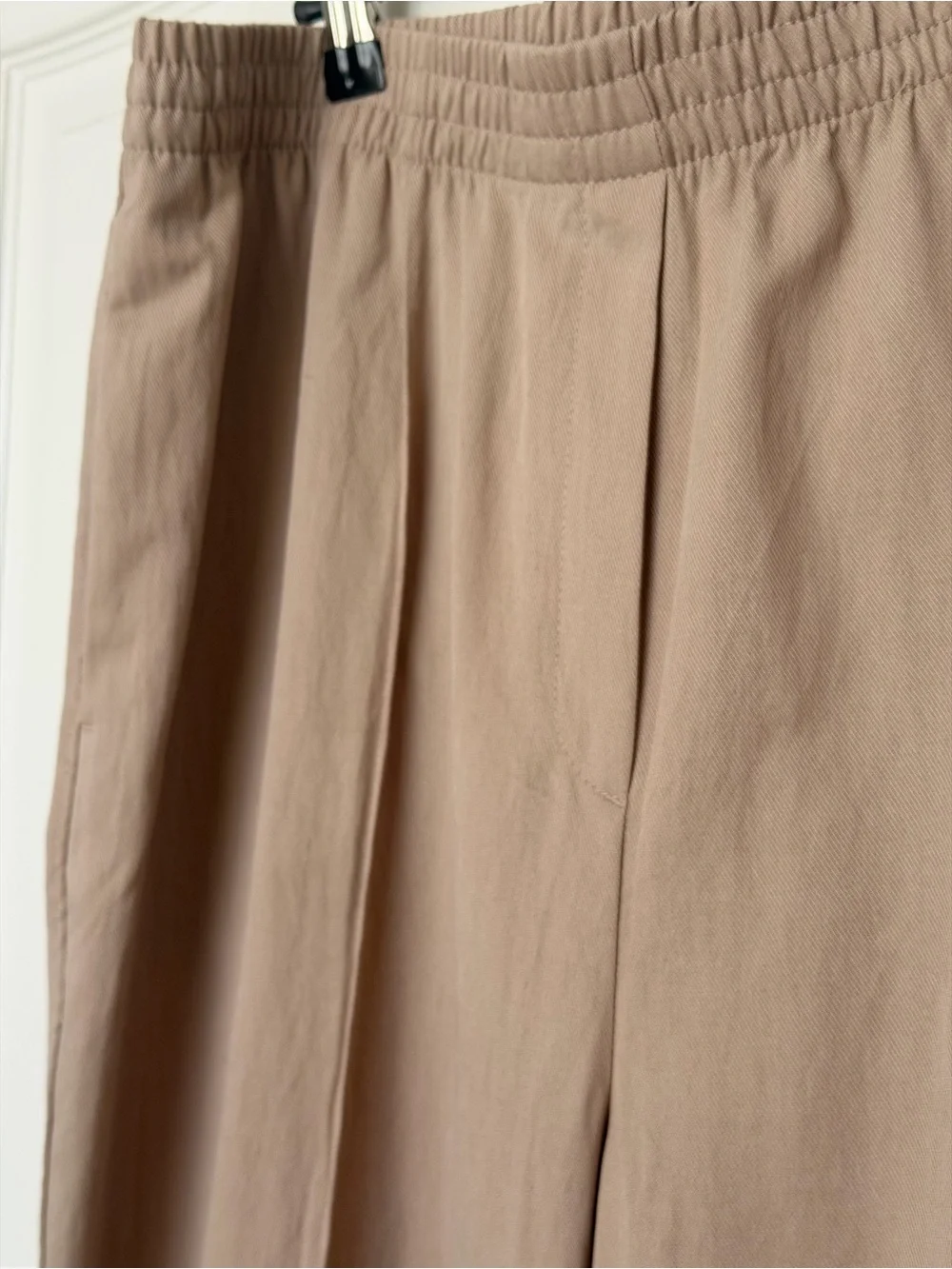 Woman’s H&M Wide Leg Pants